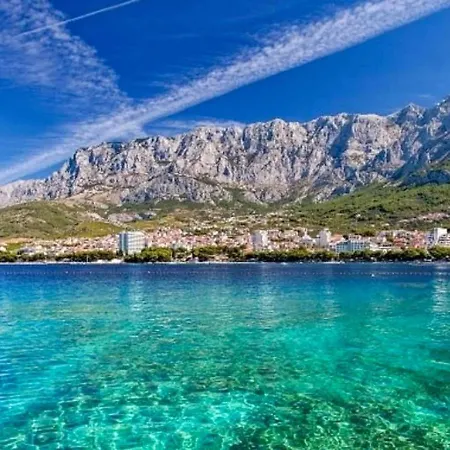 In Near Beaches شقة *