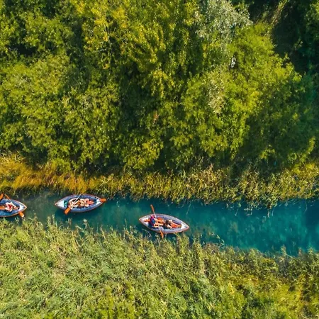 شقة In Near Beaches ماكارسكا