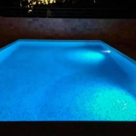 Inviting In With Shared Pool Appartamento *